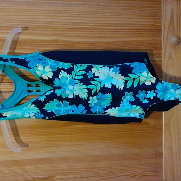 ZeroXposur Swim Zeroxposur One Piece Swimsuit With Matching Swim